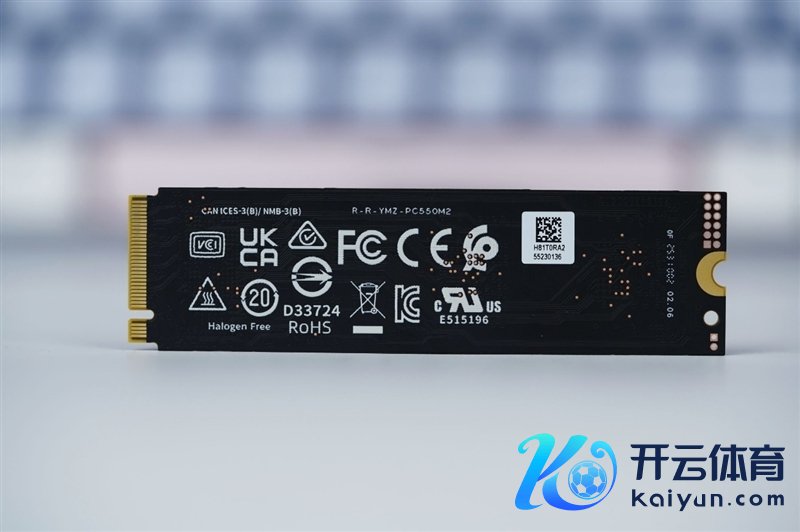 还有比它更强的OEM固态吗！长江存储PC550 1TB评测：毋庸散热片也能满速的PCIe 5.0 SSD